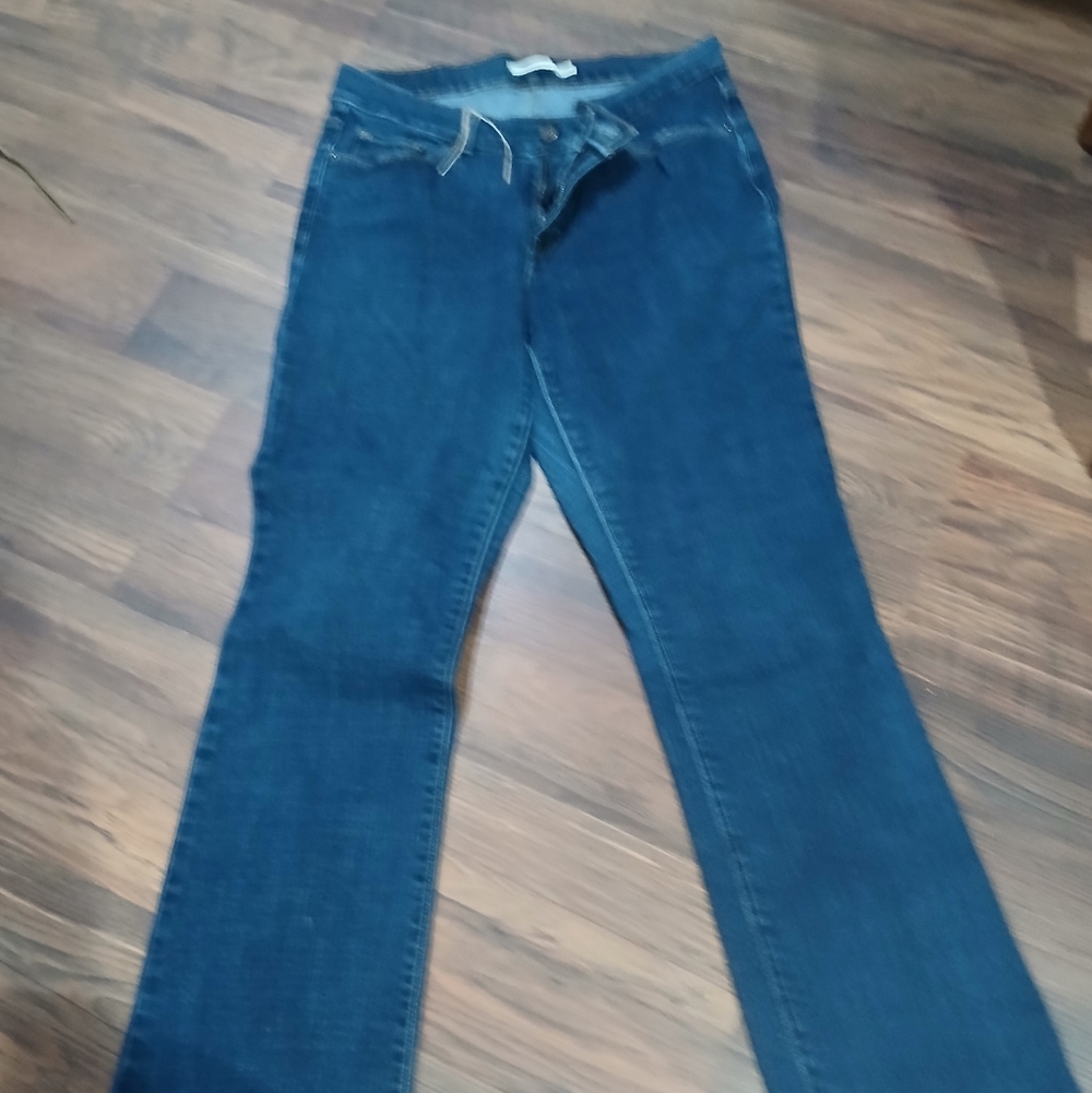 Classic Straight Leg Women's Jeans